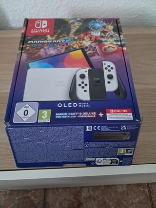 Nintendo Switch OLED Mario Kart 8 Deluxe Blanca