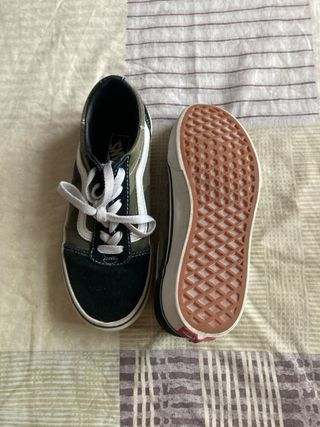 Zapatillas Vans niño negro/verde militar