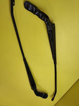 BRAZOS LIMPIAPARABRISAS MERCEDES MB100