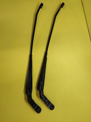 BRAZOS LIMPIAPARABRISAS MERCEDES MB100