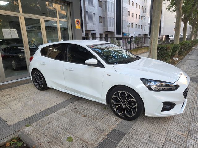 Ford Focus 2019 st line 1 solo dueño