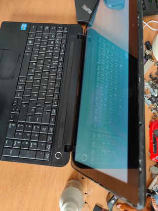 Toshiba Táctil i5 8GB SSD256 W10 LTSC