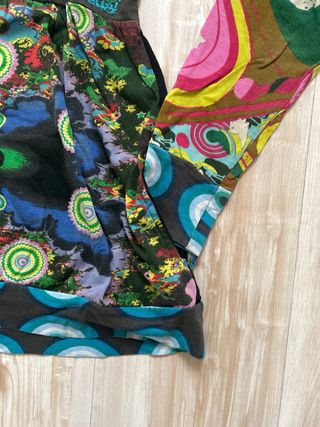 Camiseta Desigual T.36/38 Multicolor