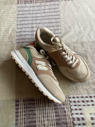 Zapatillas deportivas niña beige y verde, no marca