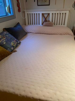 Cama completa: base, colchón y cabecero