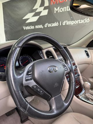 Infiniti !!EX35!! 3.5 V6 2010