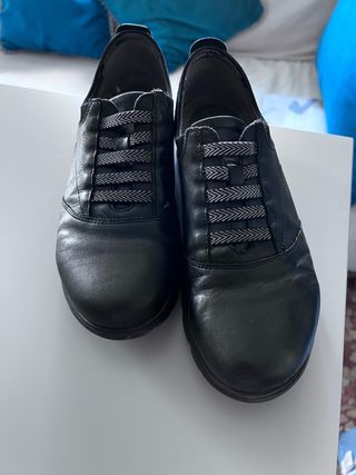Zapatos de piel negros mujer