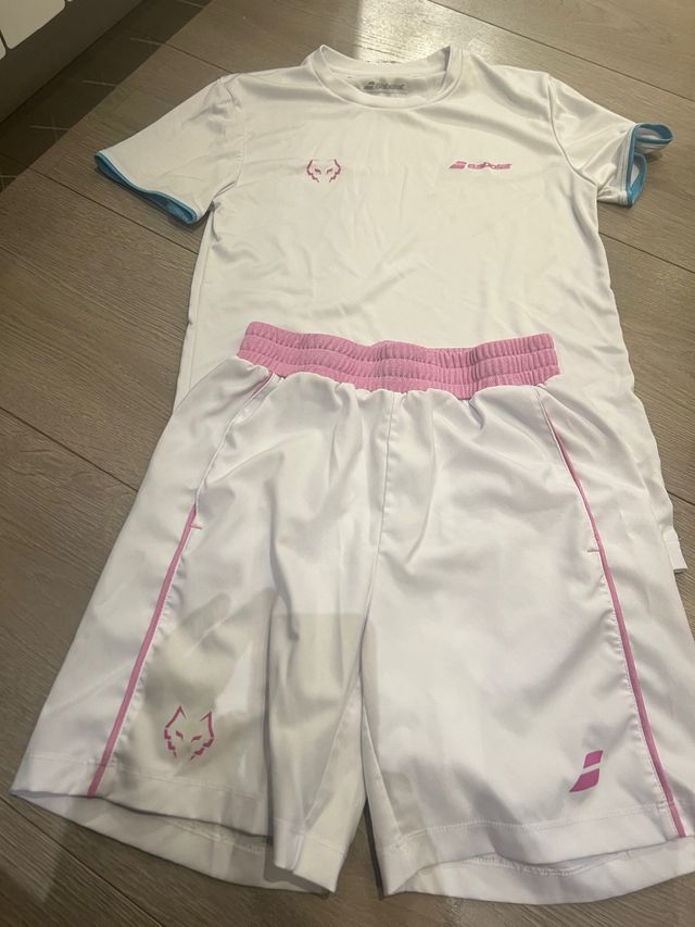 Conjunto deportivo pádel blanco y rosa Juan Lebron