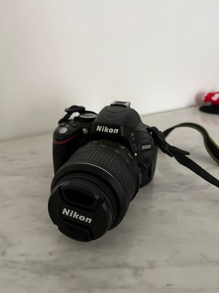 Cámara Nikon D5100 + Objetivo + Bolsa Transporte