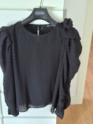 Blusa negra ZARA 