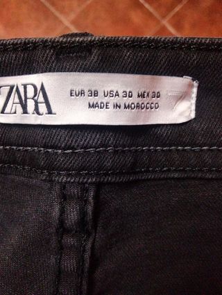 Pantalón vaquero negro Zara hombre