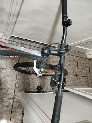 Bicicleta Rockrider 27,5 Aluminio talla L
