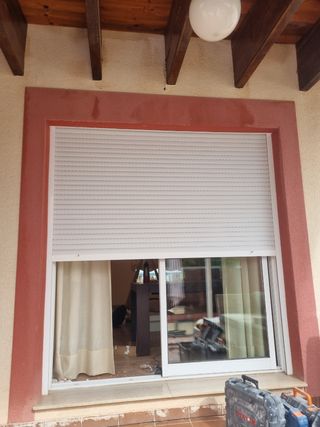 Puerta corredera aluminio