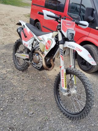 Husqvarna FE 450