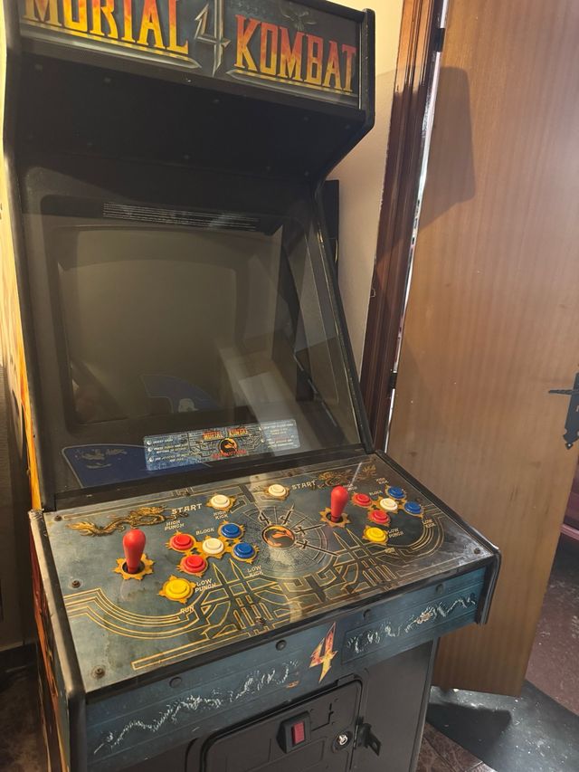 Recreativa original Mortal Kombat