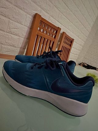 Zapatillas Nike Azul Marino y Turquesa