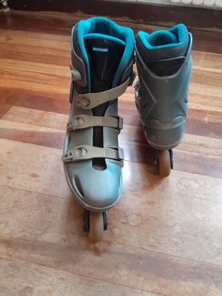 Patines 4 Ruedas talla45
 + Protecciones + Mochila