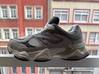 Zapatillas New Balance 9060 Beige/Gris