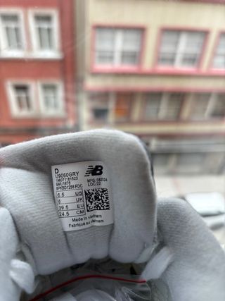 Zapatillas New Balance 9060 Beige/Gris