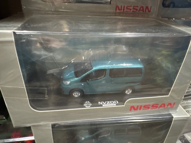 1:43 Nissan N V. 200 Evania. NOREV