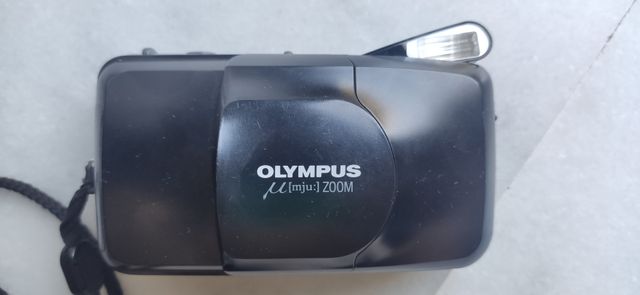 CÁMARA OLYMPUS MJU ZOOM 35-70M