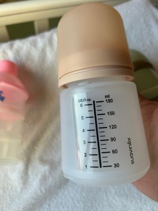 Pack bebé: Biberones y dispensador