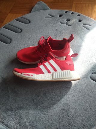  Adidas zapatillas NMD_R1 Rojas Hombre
Talla 41 