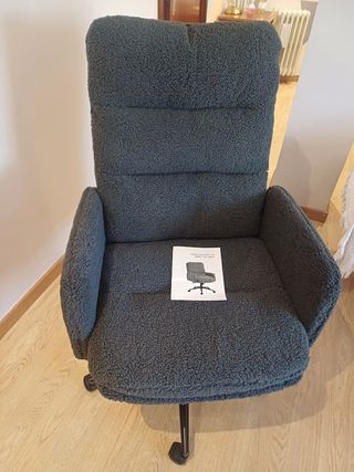 Se vende silla de escritorio nueva