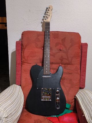 Réplica Fender Telecaster Negra