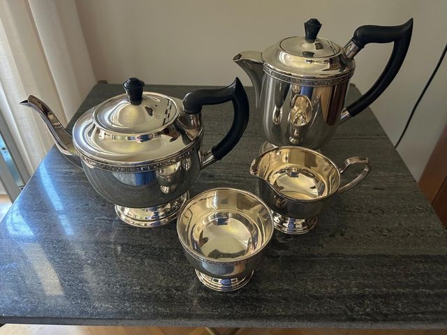 Juego de té y café de plata