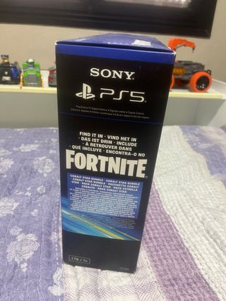 Caja PS5 Fortnite Edición Digital