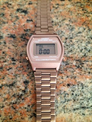 Reloj Casio Dorado Rosado vintage 