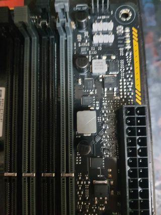 Scheda Madre ASUS TUF GAMING B760M WIFI DDR4