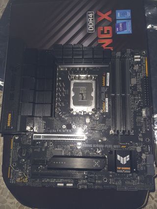 Scheda Madre ASUS TUF GAMING B760M WIFI DDR4