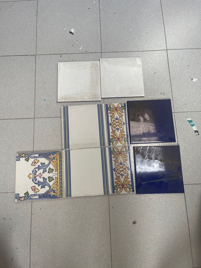 Azulejos decorativos y lisos