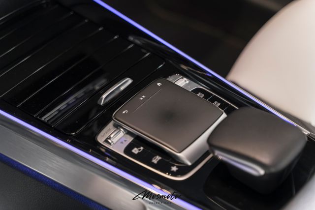 Mercedes-Benz GLB 200 AMG TECHO  2021