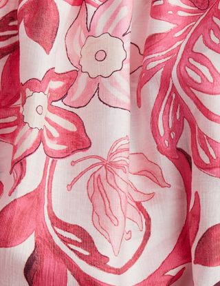 Blusa hombros descubiertos floral rosa