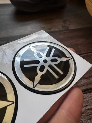 EMBLEMAS YAMAHA CARENADO DEPOSITO MOTO 