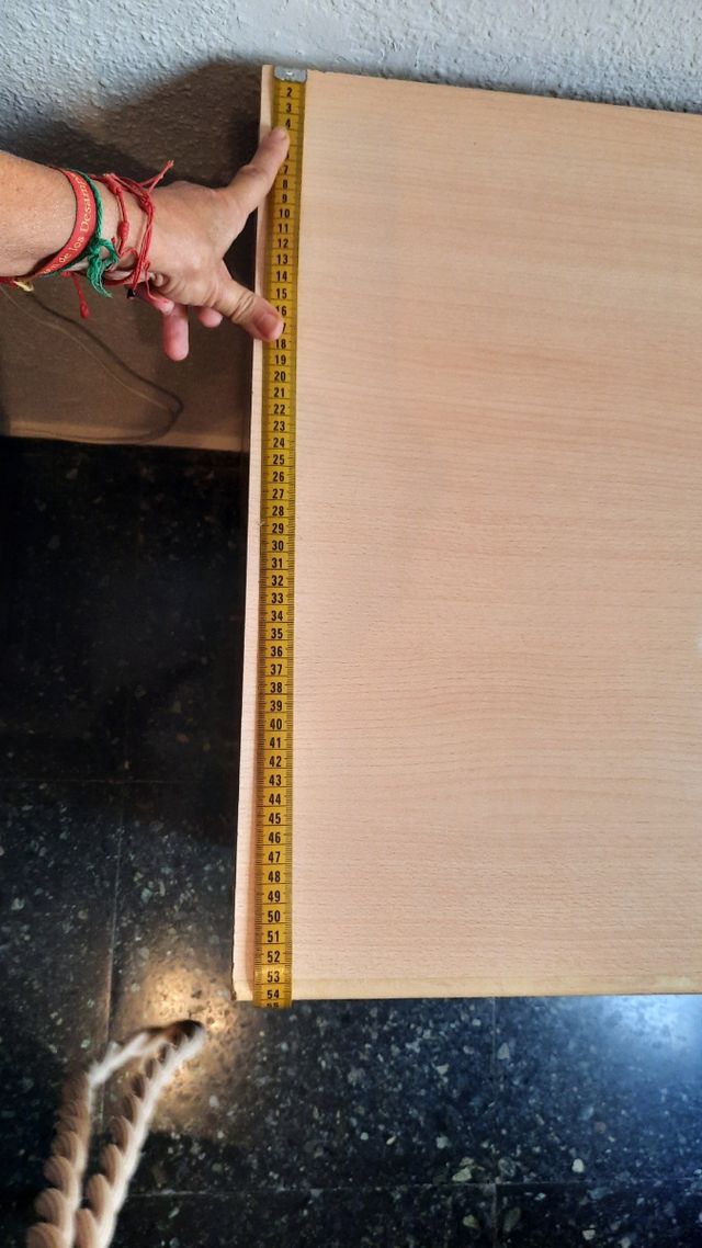 Escritorio con 4 cajones beige