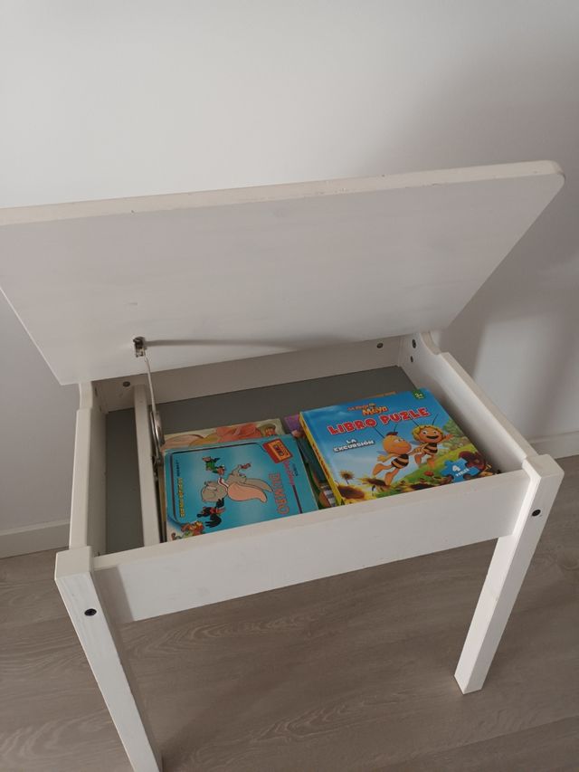 Mesa y silla infantil