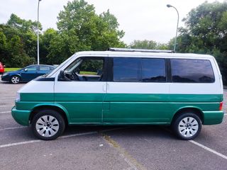 Volkswagen Transporter 1998 (larga)
