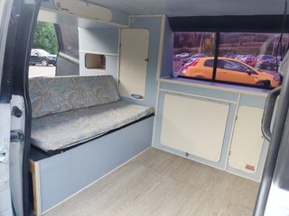 Volkswagen Transporter 1998 (larga)