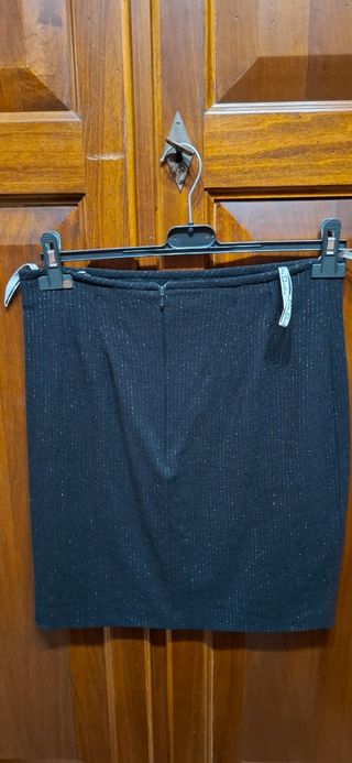 Gonna elegante nera con glitter