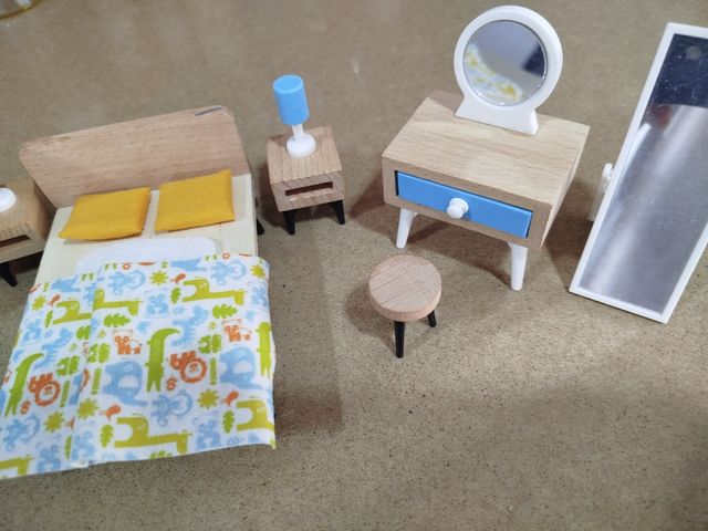 Mobiliário de brinquedo miniatura