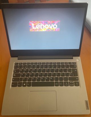 Ordenador portátil Lenovo Plata