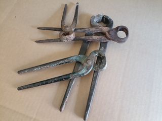 Lotto 4 tenaglie antiche