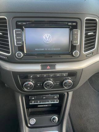 Volkswagen Sharan 2012