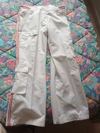 Pantalones blancos cargo