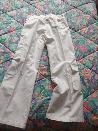 Pantalones blancos cargo