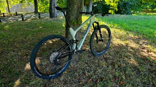 Bicicleta Radon SKEEN TRAIL CF9.0 Carbono XL29